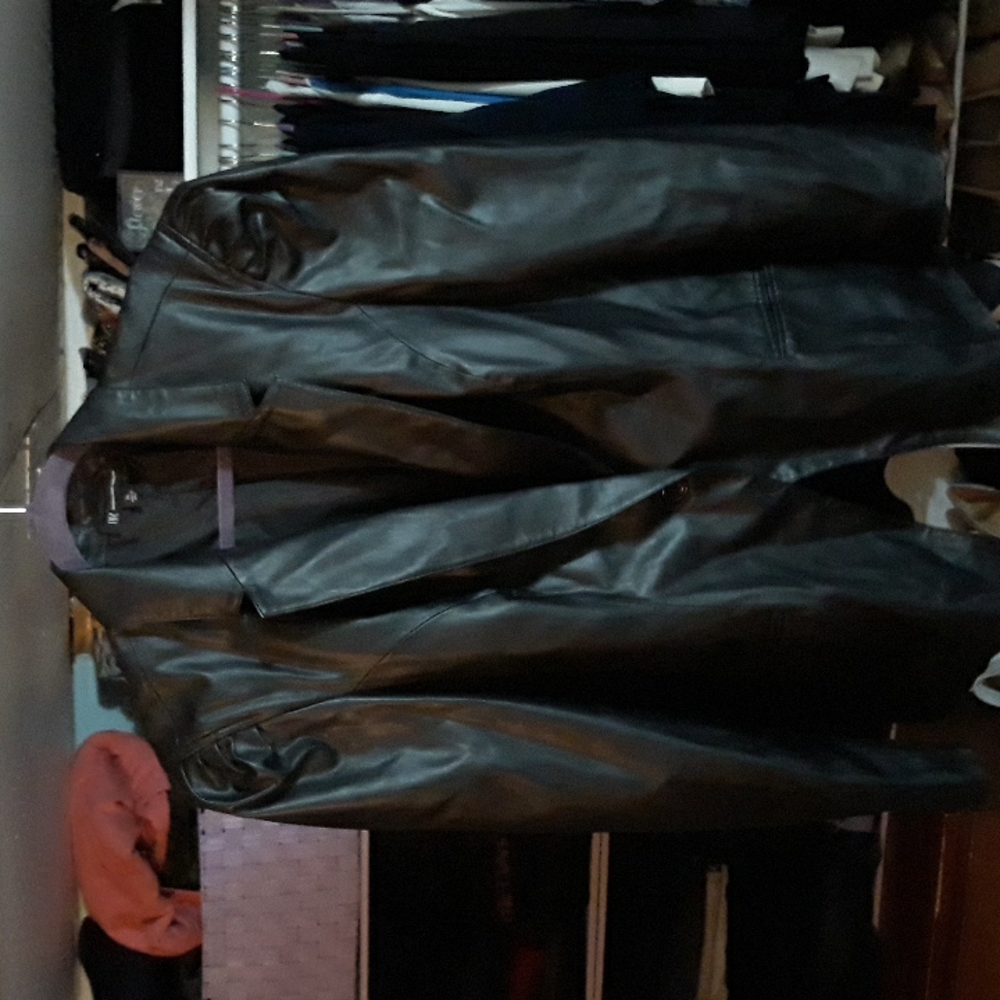 I.N.C  I•N•C International Concepts coated black jacket size XL